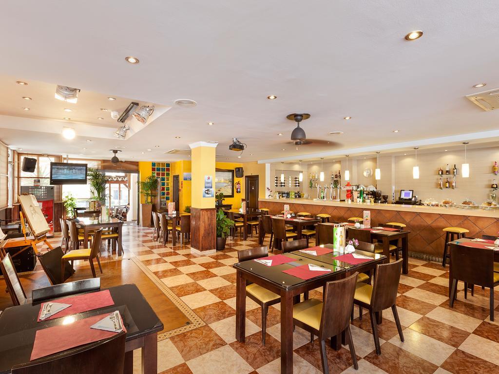 Crown Resorts Club Marbella La Cala De Mijas Kültér fotó